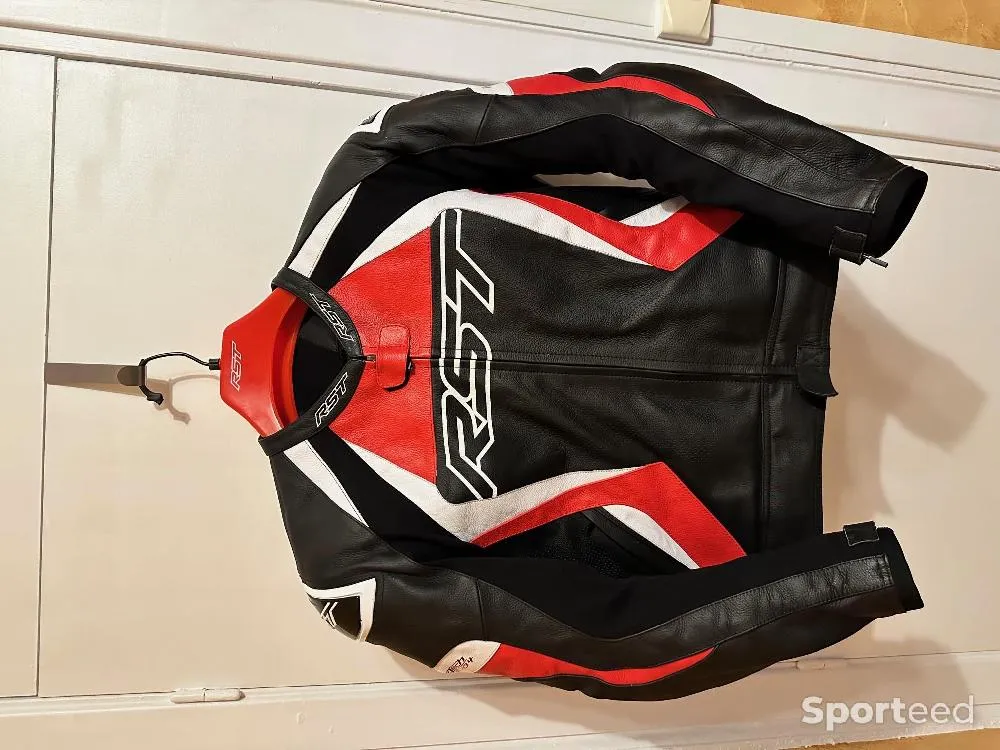 BLOUSON MOTO CUIR RST TRACTECH EVO 4 neuf Ajouté le : 21/10/2023