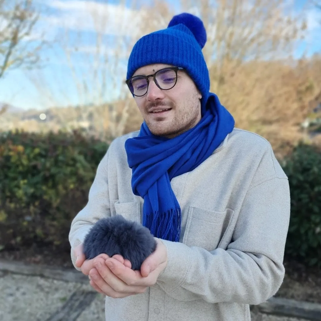 Bonnet cachemire bleu roi pompon | ultra chaud