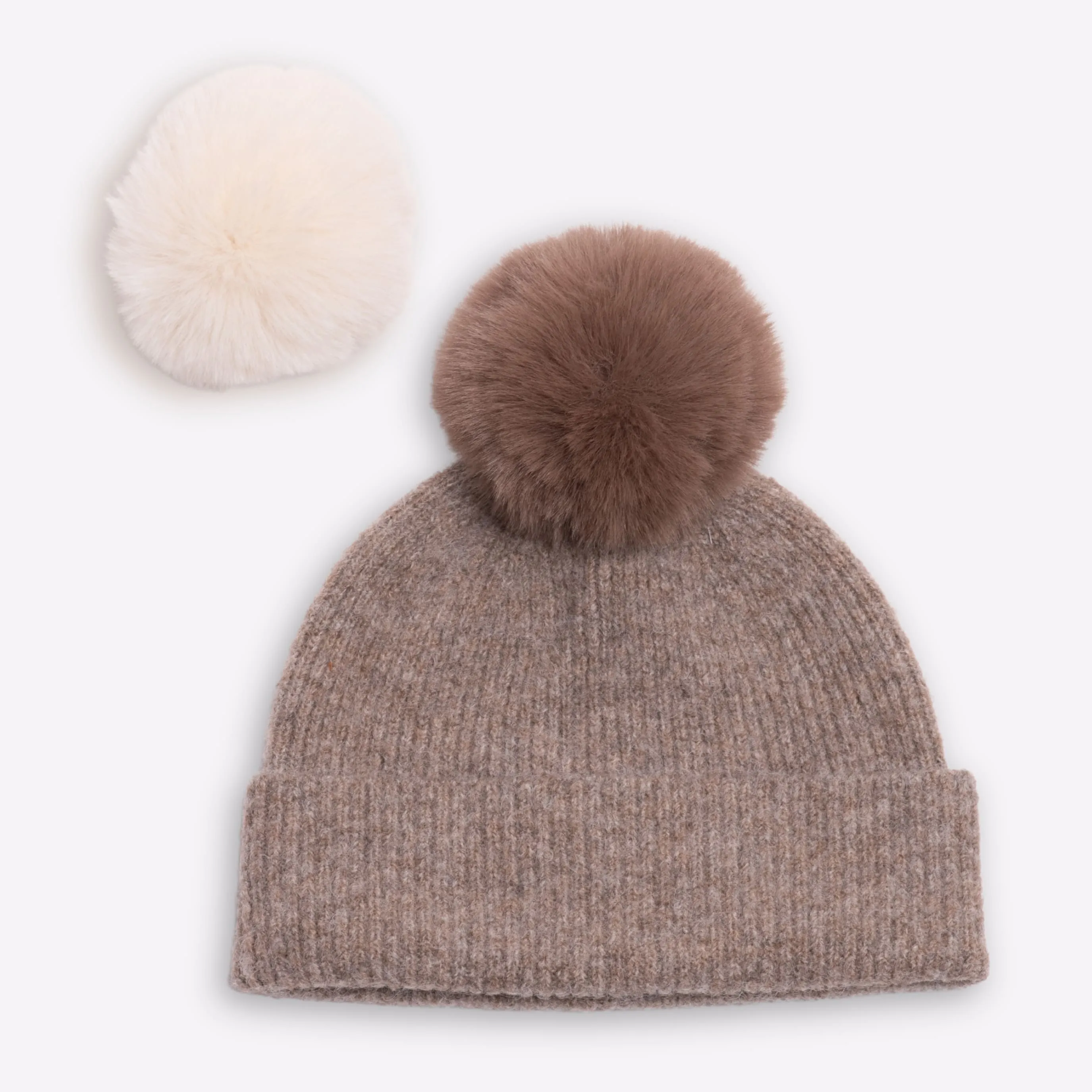 Bonnet cachemire taupe pompon