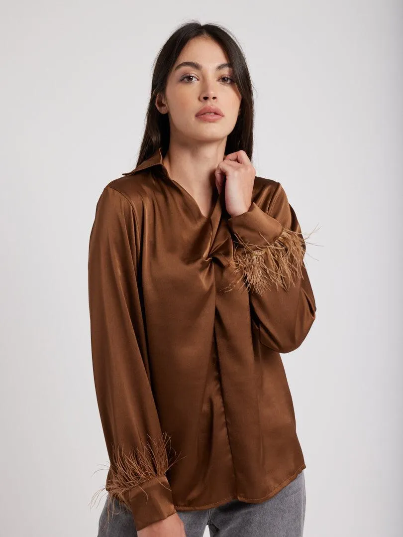 Chemise mousquetaire à plumes