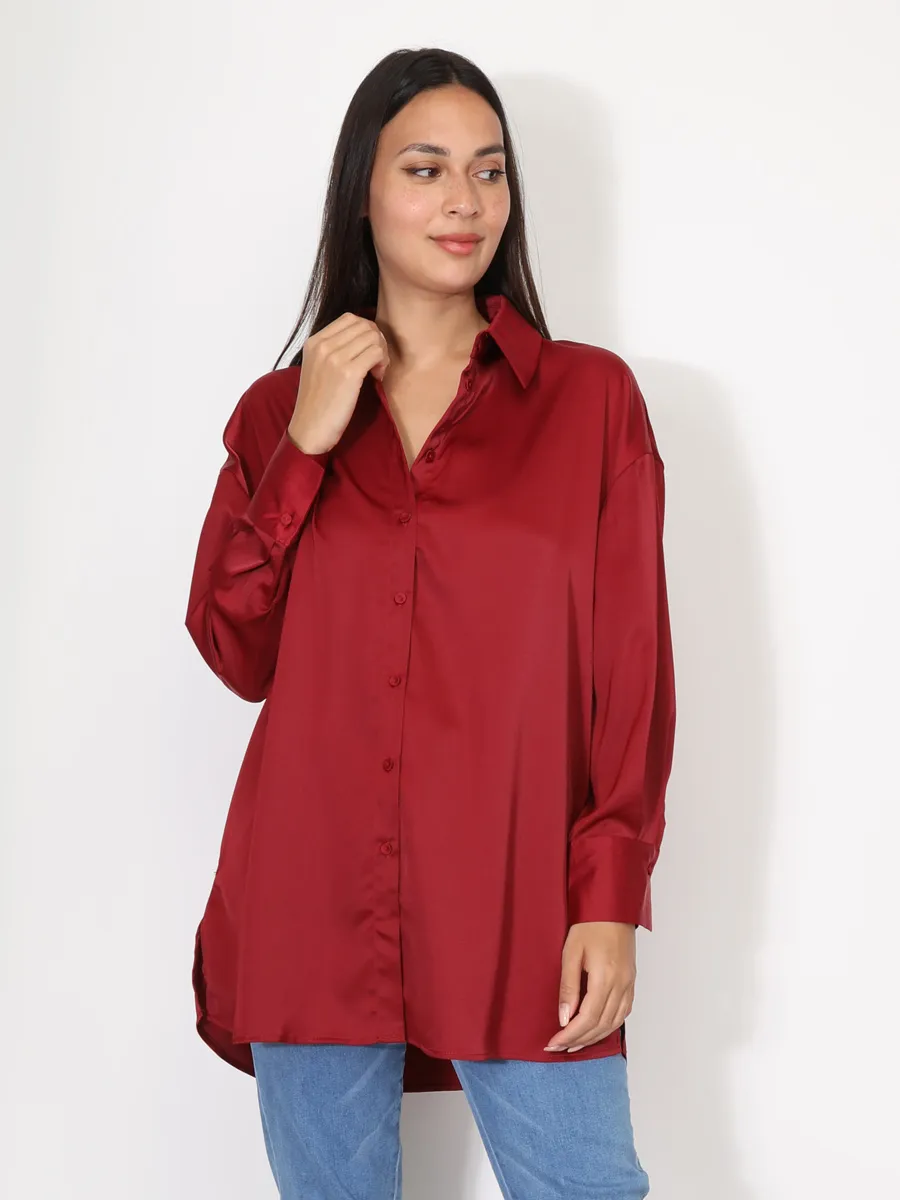 Chemise satinée oversize à fentes- Bordeaux