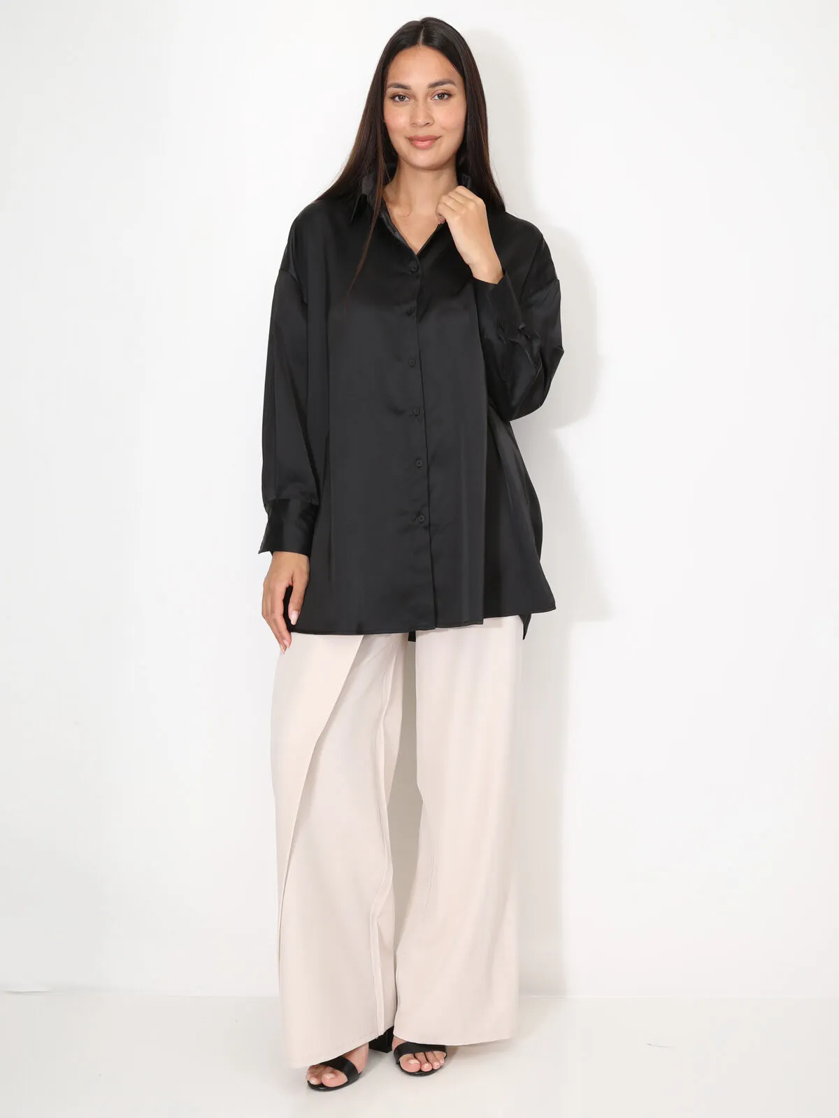 Chemise satinée oversize à fentes- Noir