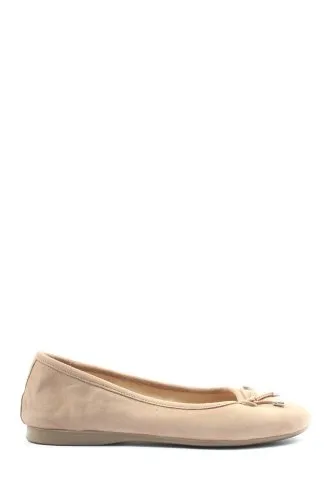 Cox Ballerines classiques blanc cassé style décontracté