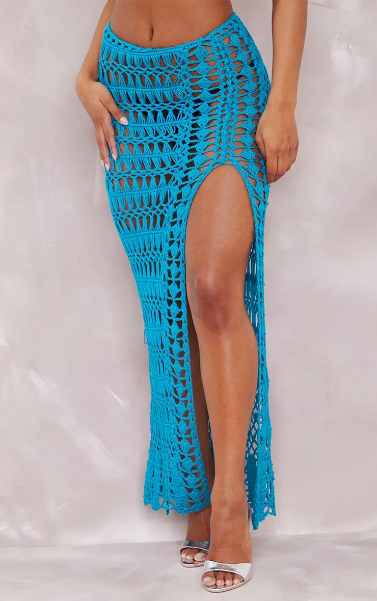 Jupe longue en maille crochetée turquoise à fente latérale