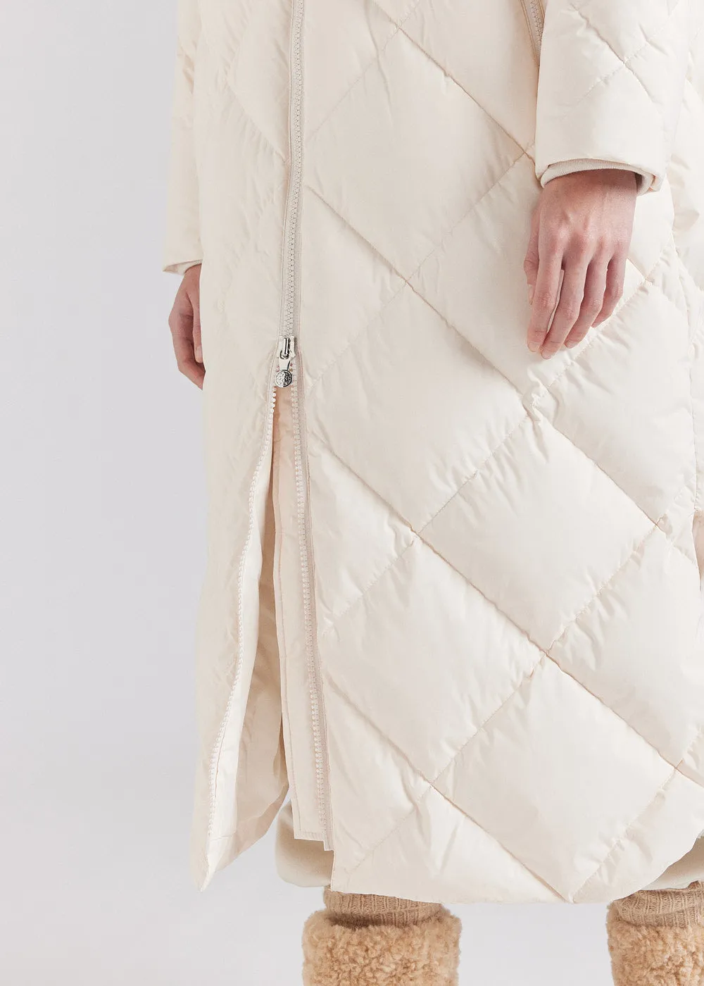 Manteau long pour femme en duvet naturel Pyrenex Adele Coat blanc cassé