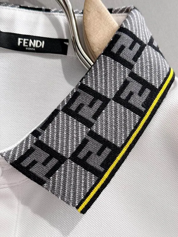 Polo T-shirt Fendi pour Homme