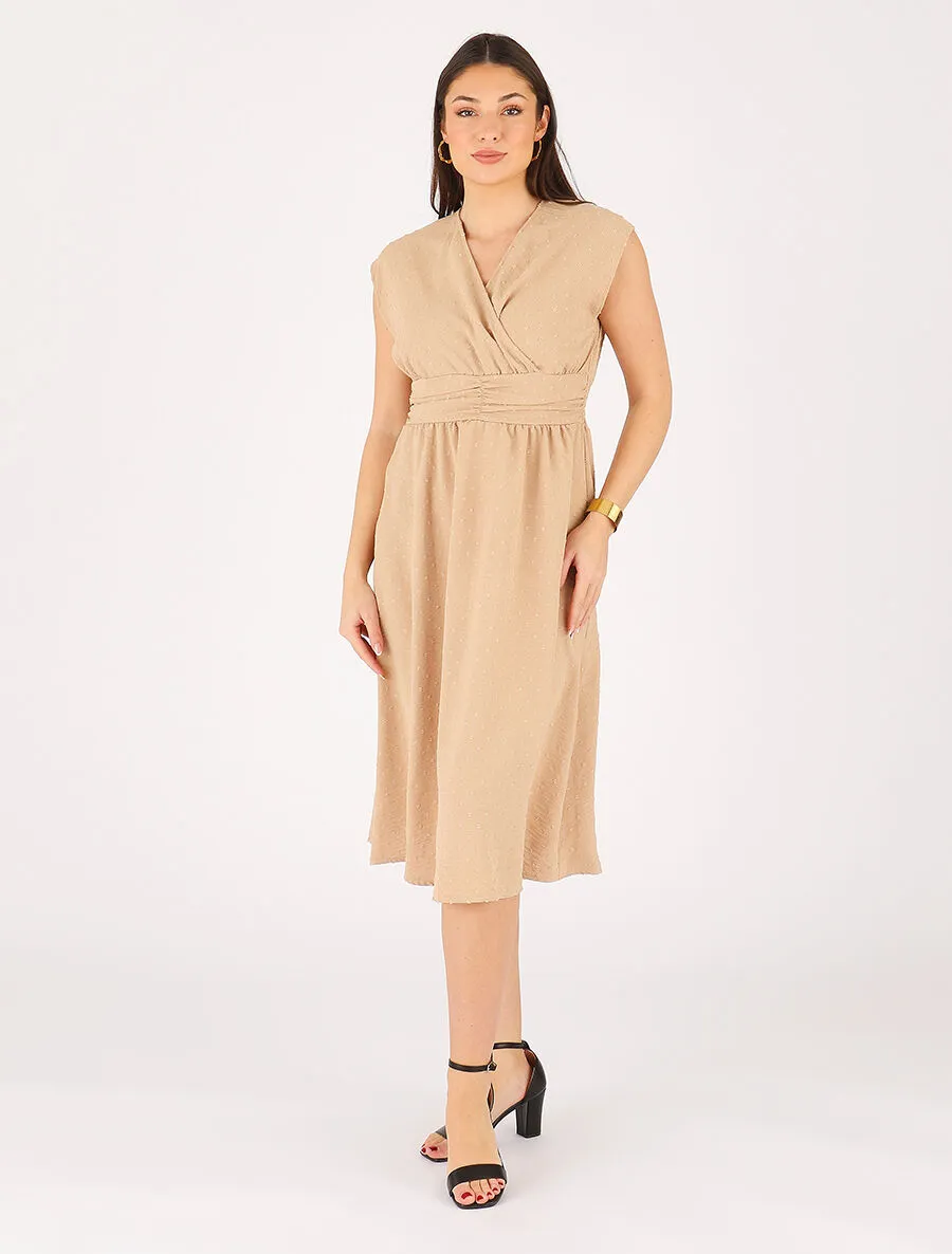 Robe longue élastiquée et texturée - Beige