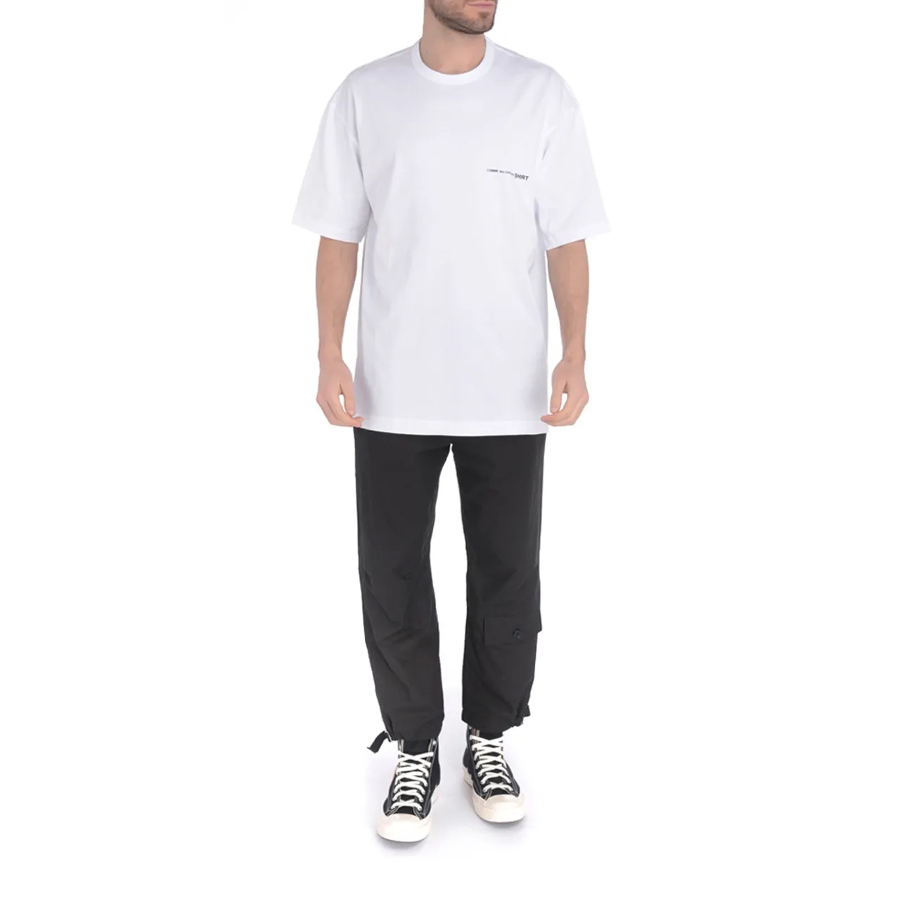 T-shirt over Comme des Garcons Chemise blanche