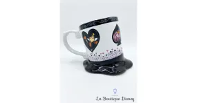 Tasse Alice au pays des Merveilles penchée Disneyland Paris mug Disney cartes noir blanc travers