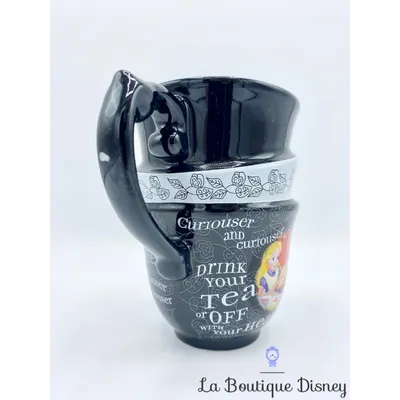 Tasse Alice aux pays des merveilles Disney Parks mug Disneyland noir blanc thé Chapelier empilé